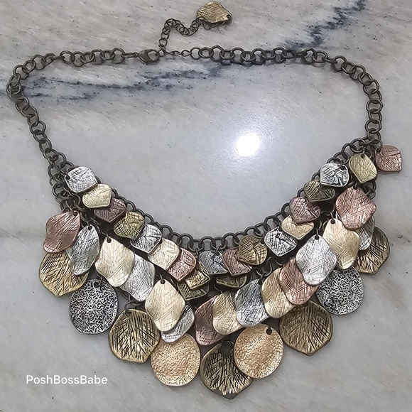Metal leaf layered boho neutral natural necklace - Picture 1 of 6